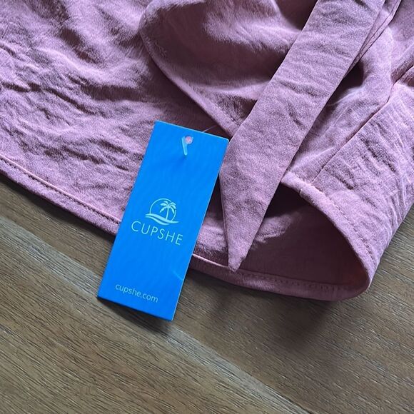 BNWT Women's Mini Wrap Dress - Cupshe- M - Picture 3 of 6